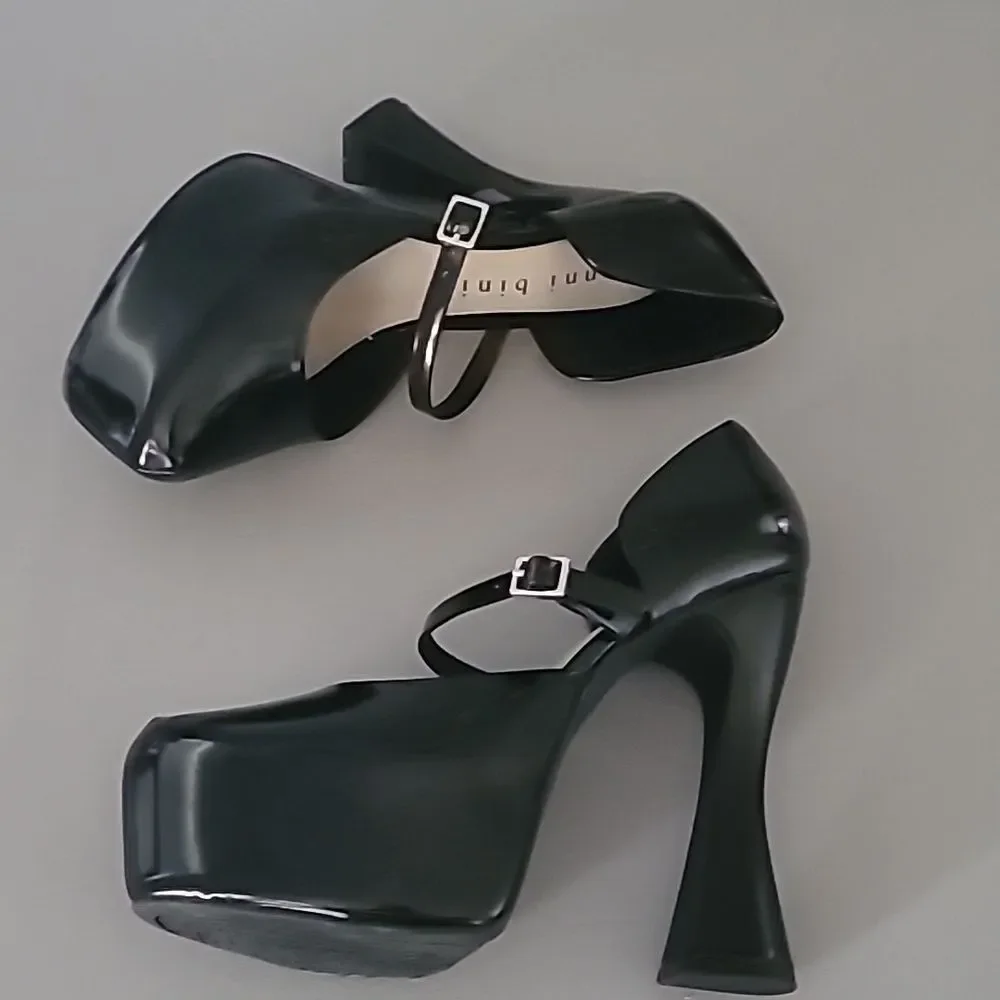 Gianni Bini Quincy Mary Jane Black Platform Pumps Heels Size 7.5M